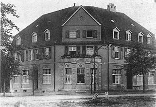 Haus Hübner - Straßenbahn